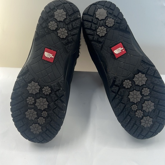 The North Face Shellista II Mid Cold Weather Boots - Picture 11 of 15